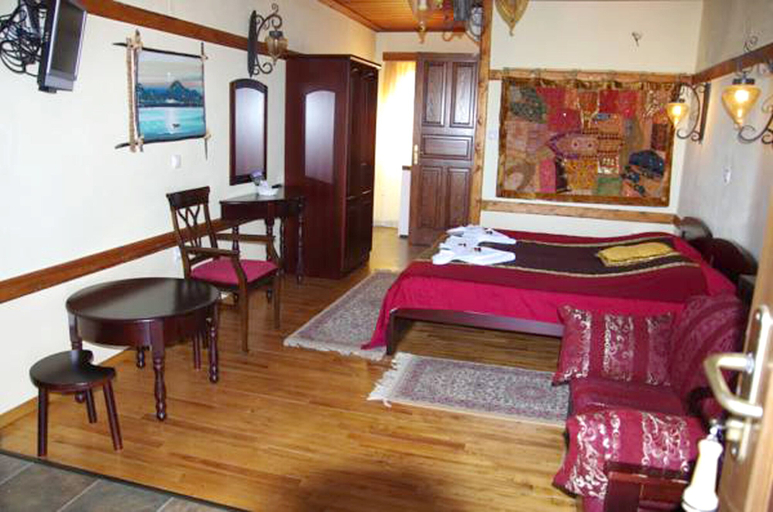 Bedroom 2, Prespa Resort & Spa, West Macedonia