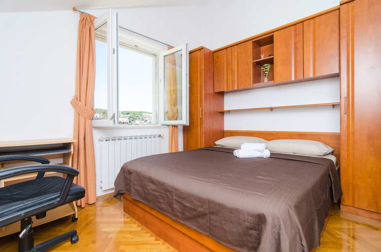 Bedroom 2, Apartment Feel Phili, Konavle