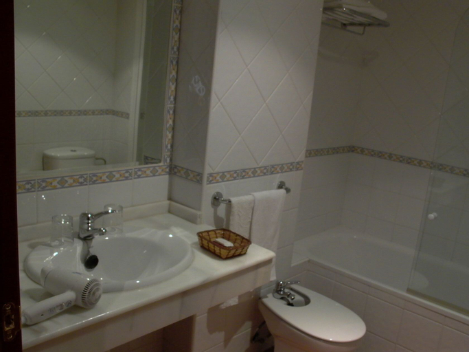 Bedroom 4, Hotel Calderon, Granada