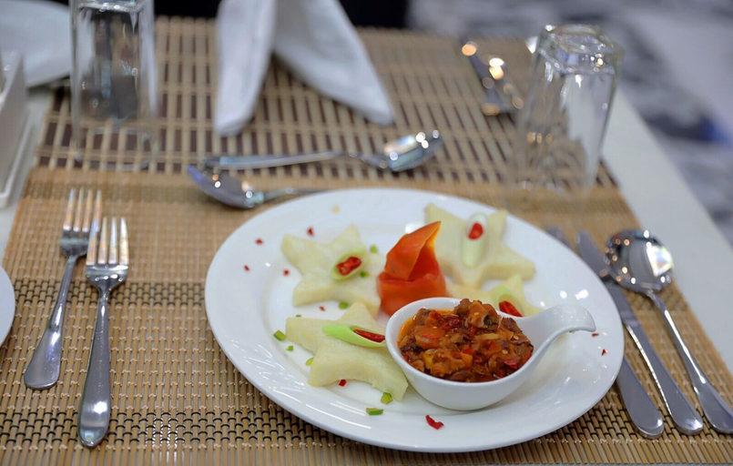 Food & Drinks 5, Lekki Grandview Hotel, Eti-Osa