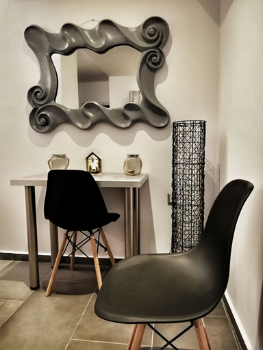 Others 5, Lf Suites, Central Greece