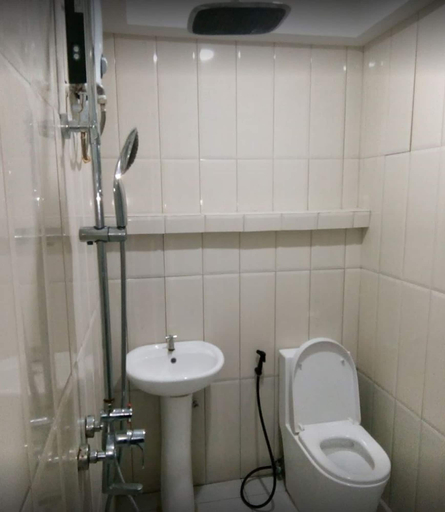 Bathroom 3, Ey Miner Suites Borromeo, Surigao City