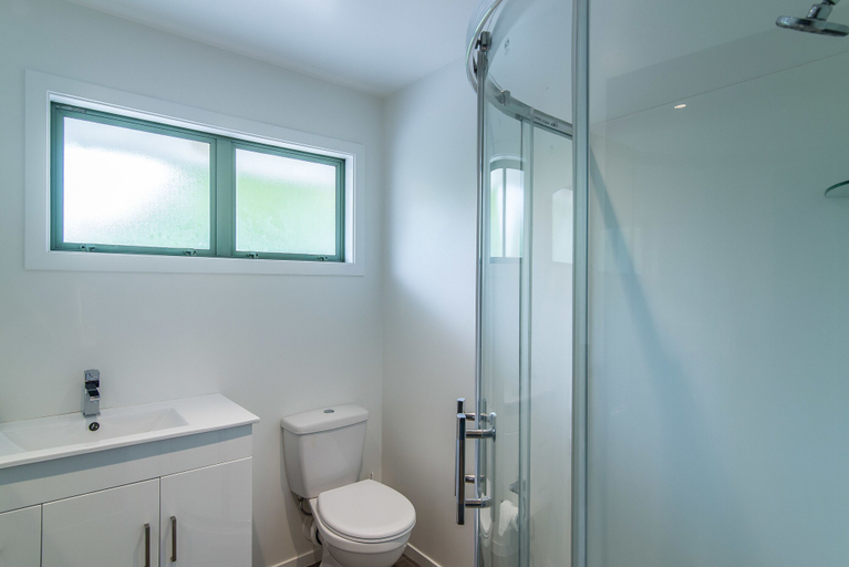 Bathroom 3, Avana Suites, Hutt city
