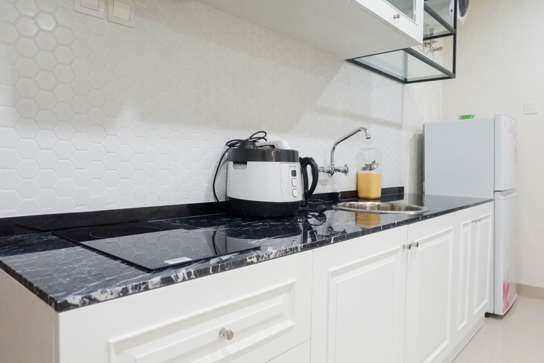 Others 4, Spacious 1BR Apartment at Praxis, Surabaya