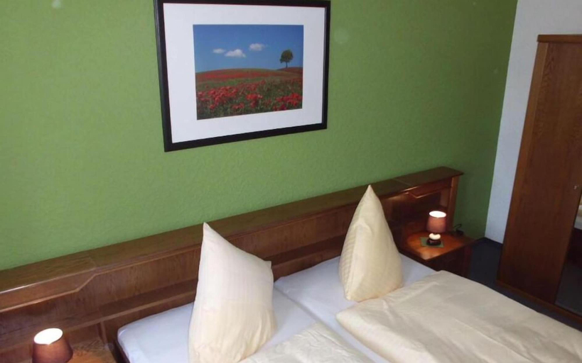 Bedroom 2, Hotel Garni Thüringer KloßTheater, Gotha