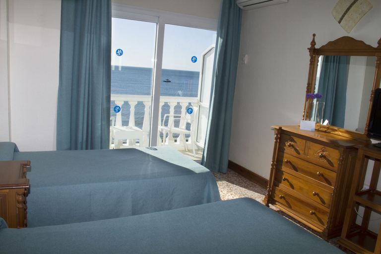 Bedroom 3, Bluesea Solaris, Málaga