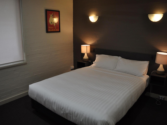 Bedroom, Brougham Arms Hotel, Gr. Bendigo - Inner East