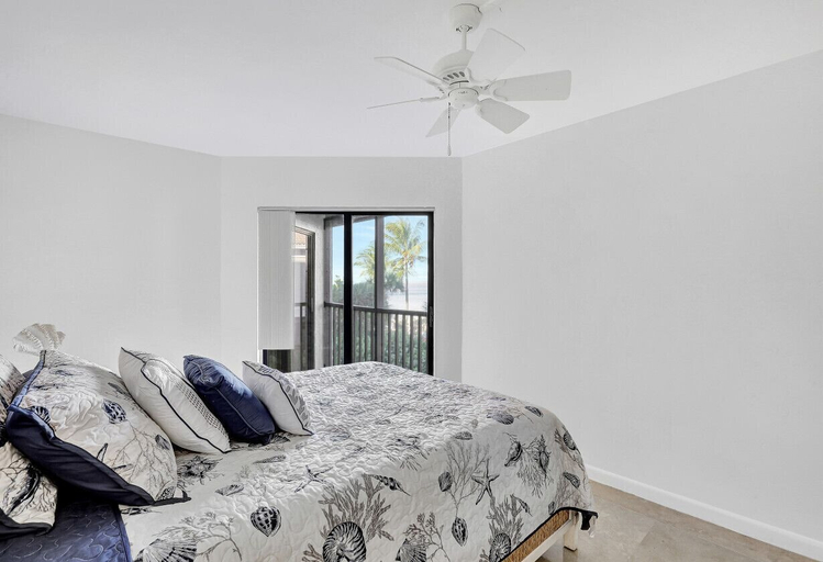 Bedroom 2, Sandy Beach Retreat, Lee