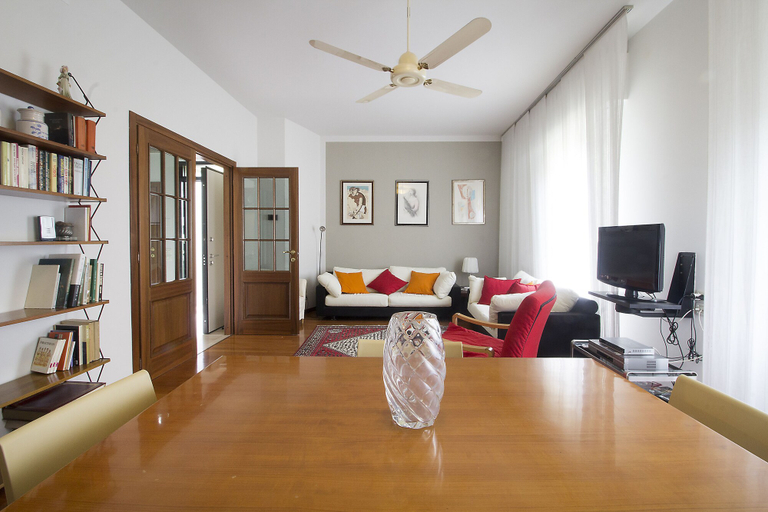Living area 3, Queen Of Diamonds, Brescia