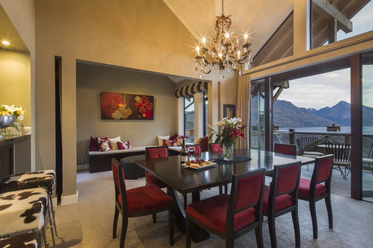 Food & Drinks, Karamata, Queenstown-Lakes