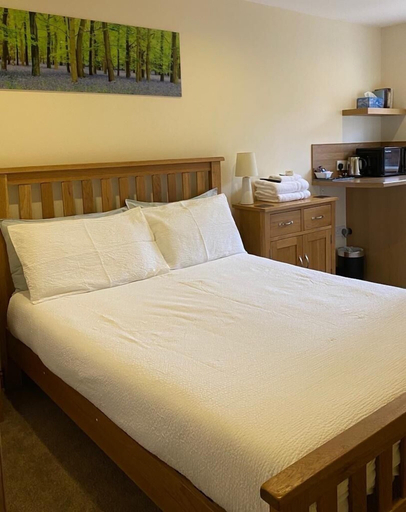 Bedroom 2, Sutton Guest House, Birmingham