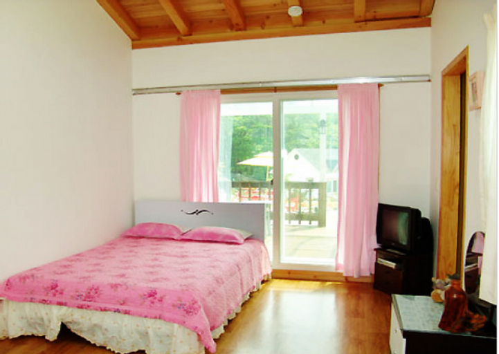 Bedroom 2, Gangneung sanyacheon pension, Gangneung