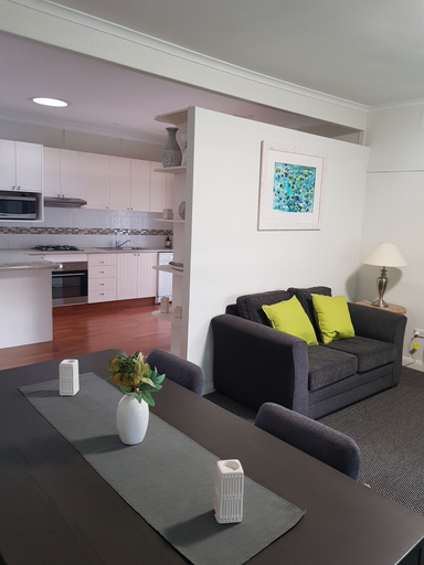 Others 5, Canberra Ave Villas, Queanbeyan