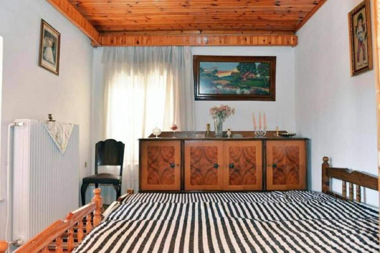 Bedroom 3, Traditional 2 bedrooms House in Arachova Center, Central Greece