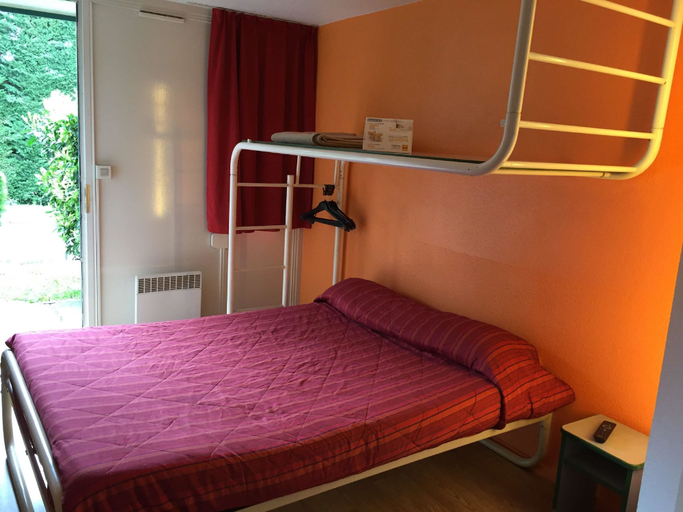 Bedroom 3, Premiere Classe Saint Etienne Nord - Villars, Loire
