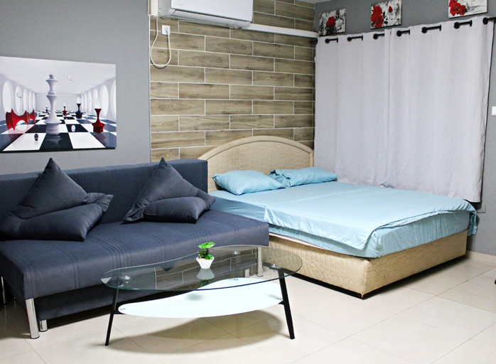 Others 5, Eilat Apartments