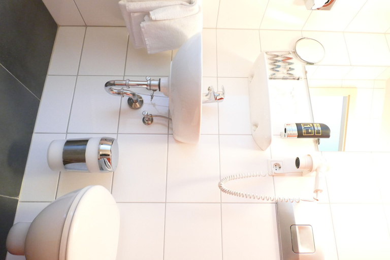 Bathroom 5, Steep´s Ihr Brauhaus und Hotel, Köln