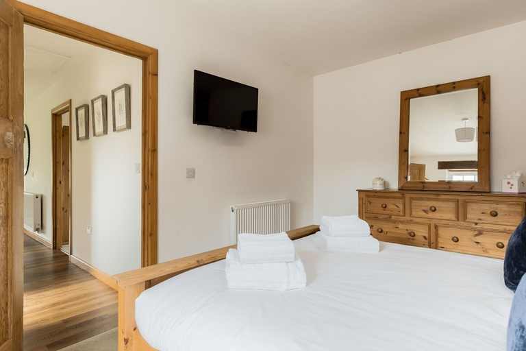 Bedroom 2, Stable Block, Poole