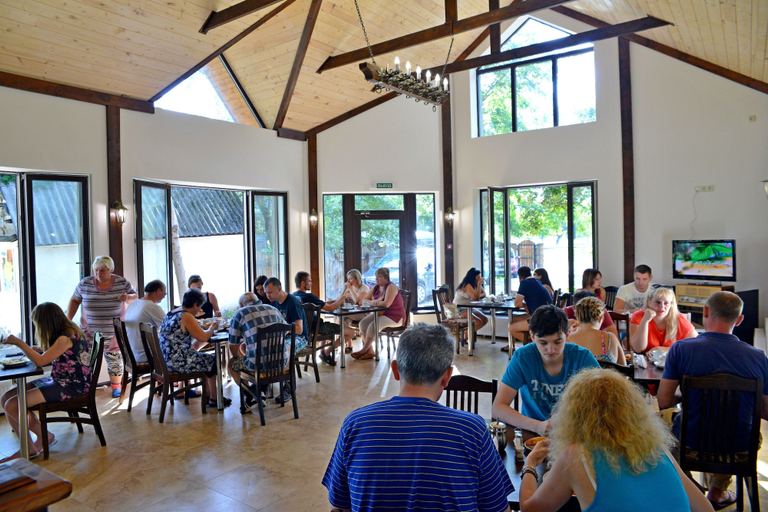Food & Drinks 5, Guest House Park Hadzhoh, Maykopskiy rayon