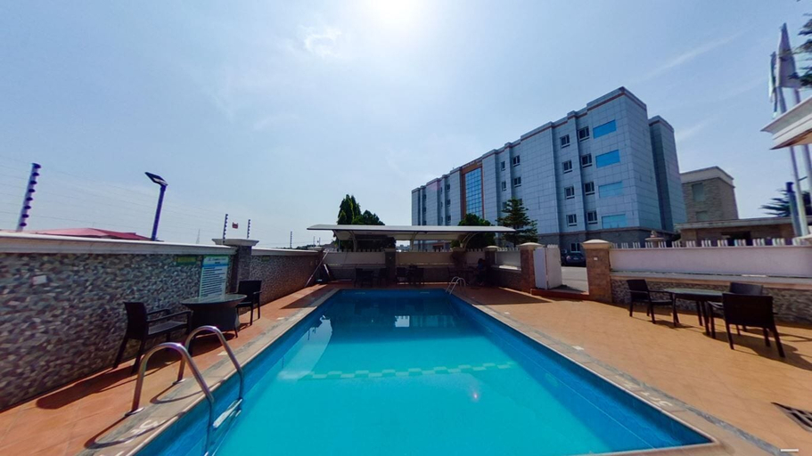 Sport & Beauty, Newton Park Hotels Annex, AbujaMun