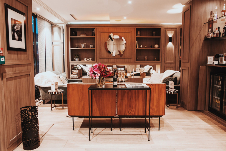 Food & Drinks 5, Hotel Waldorf Montparnasse, Paris