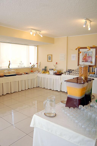 Food & Drinks 3, Imperio Suites, Santiago