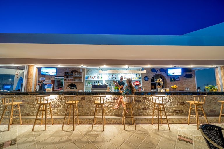 Food & Drinks 5, Maria Rousse, Crete