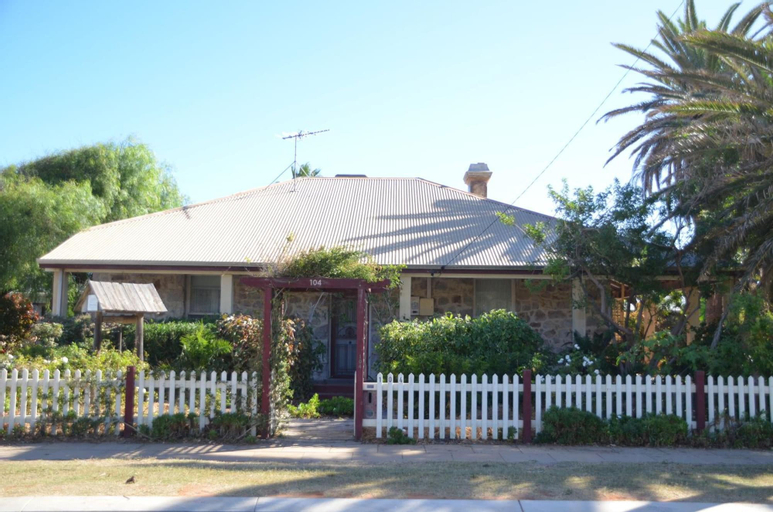 Exterior & Views 2, Weelaway, Geraldton