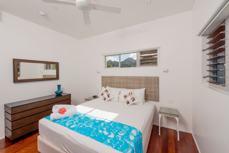 Bedroom 3, Crystal Blue Lagoon Villas, Rorotonga