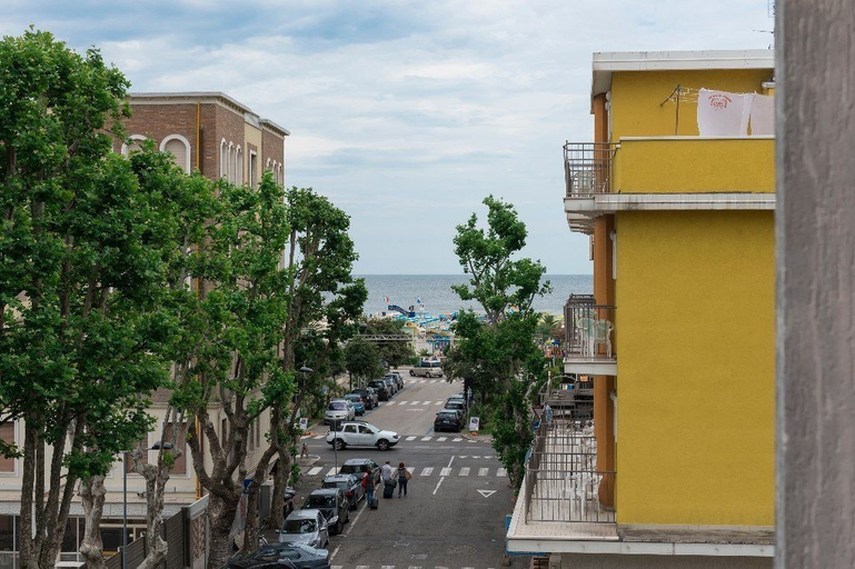 Others 5, Hotel Marittima, Rimini