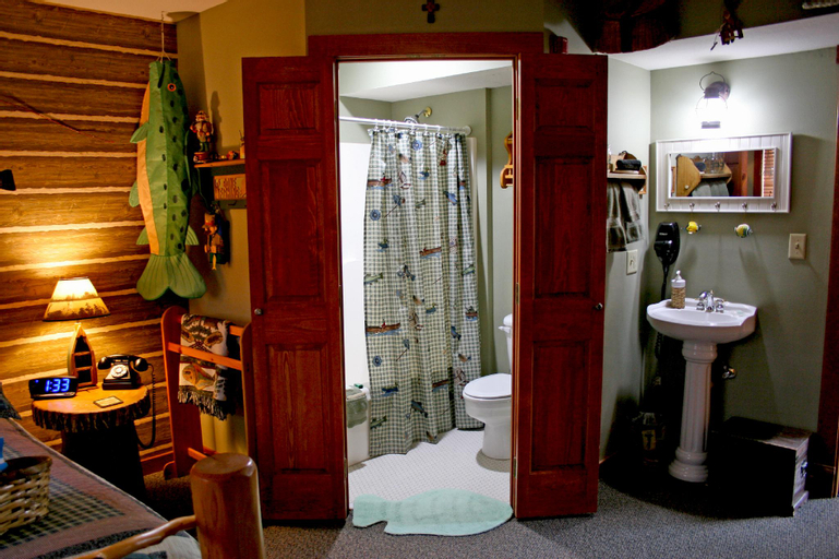 Bedroom 13