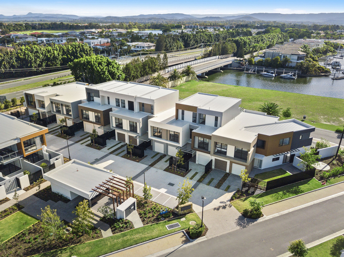 The Peninsula at Hope Island, Gold Coast