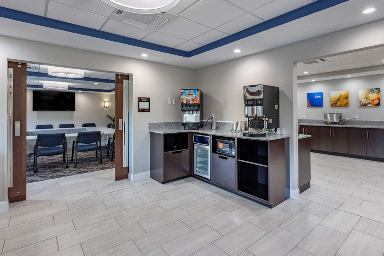 Food & Drinks 5, Comfort Suites St. Louis - Sunset Hills, Saint Louis