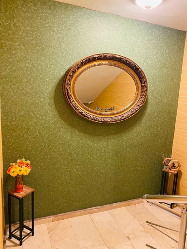 Bathroom 4, deperlas, Merkez