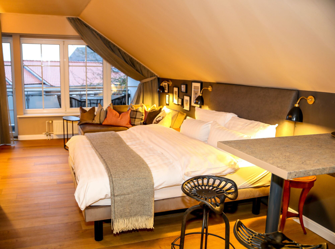 Bedroom 3, Nordseehotel Kröger, Wittmund