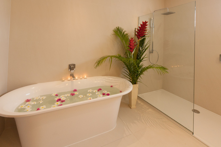 Bathroom 4, Crystal Blue Lagoon Villas, Rorotonga