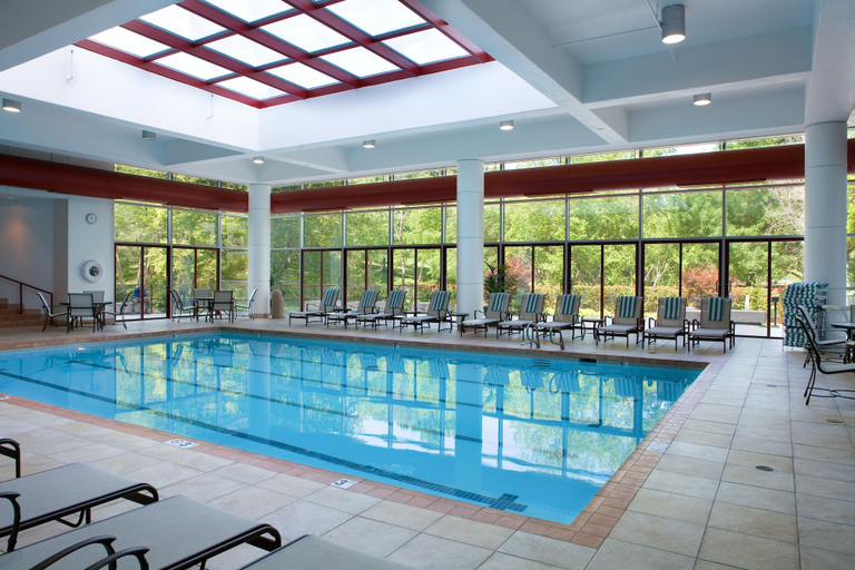Sport & Beauty 3, DoubleTree by Hilton Tulsa - Warren Place, Tulsa