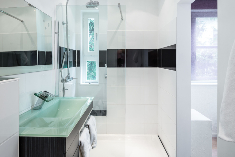 Bathroom 4, GL Apartmenthouse, Wiesbaden