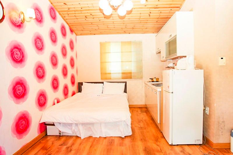 Bedroom 1, Uljin 1 night 2 days Pension, Uljin