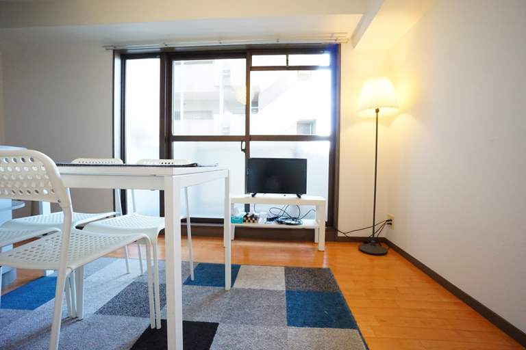 Others 3, Terry's Apartment Shinsaibashi East I G09C, Osaka