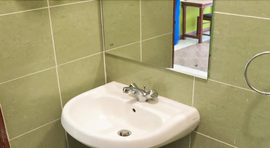 Bathroom, ACK Guest House Nairobi, Dagoretti North