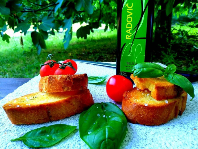 Food & Drinks 5, Agriturismo Radovic, Trieste