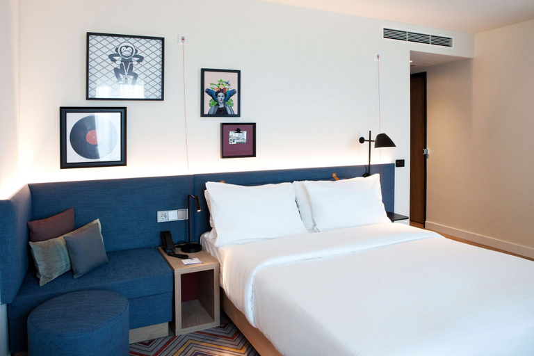 Bedroom 3, Hampton by Hilton Regensburg, Regensburg