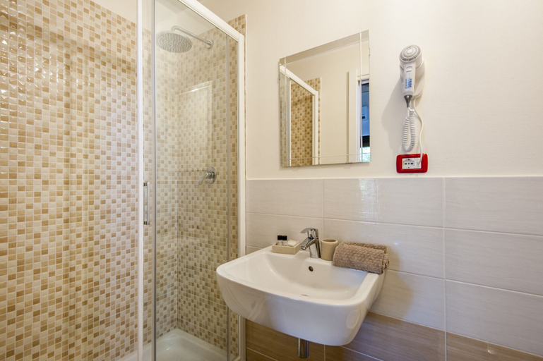 Bathroom 3, Agriturismo Oliviera, Siena