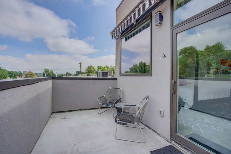 Others 5, 3BR Modern Marveldowntown Customprivate Balcony, El Paso