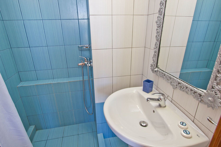 Bathroom 4, Dorian Hotel, South Aegean