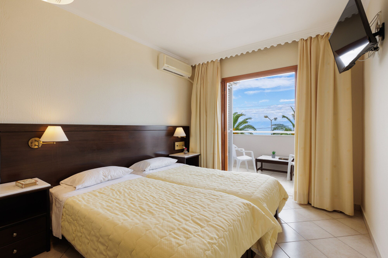 Bedroom 2, Aphrodite Beachfront Hotel, Ionian Islands