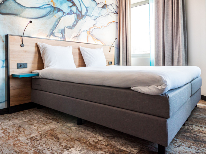 Bedroom 2, Fletcher Hotel-Restaurant Scheveningen, The Hague