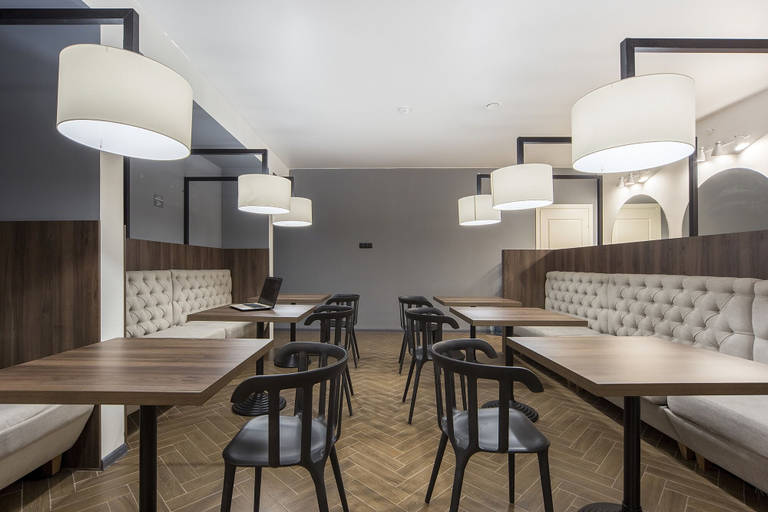 Food & Drinks 4, Sokroma Wow, Sankt-Peterburg gorsovet