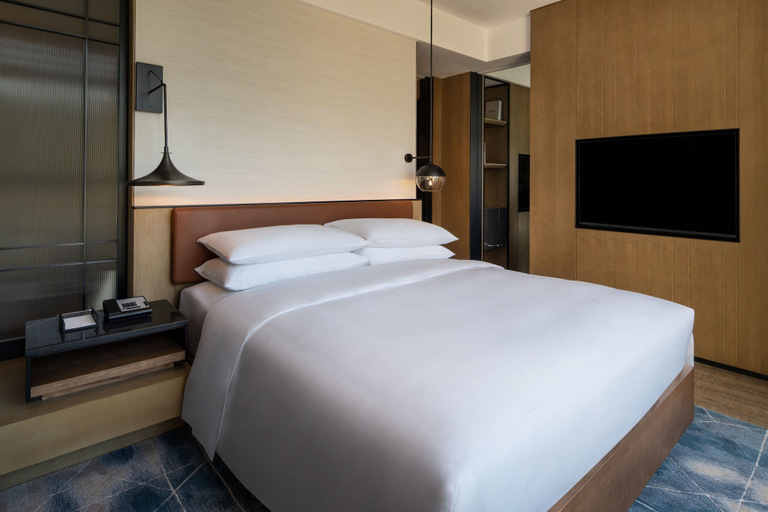 Bedroom 4, Sheraton Ningbo Xiangshan Resort, Ningbo